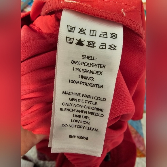 Sincerely Jules Hot Pink Dress Shorts Women's Size Medium NWT - Picture 8 of 9